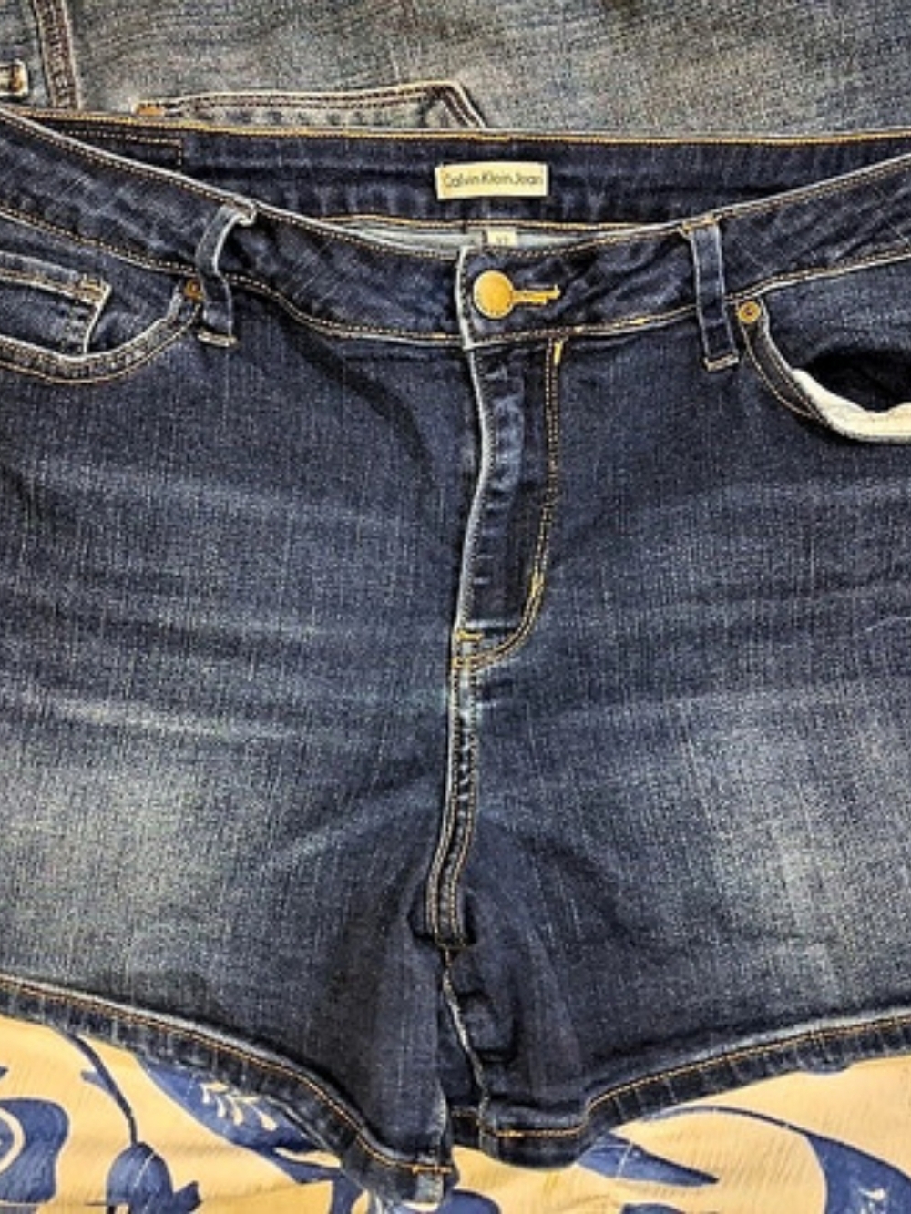 Calvin Klein Jeans Jean Shorts Blue Size 12